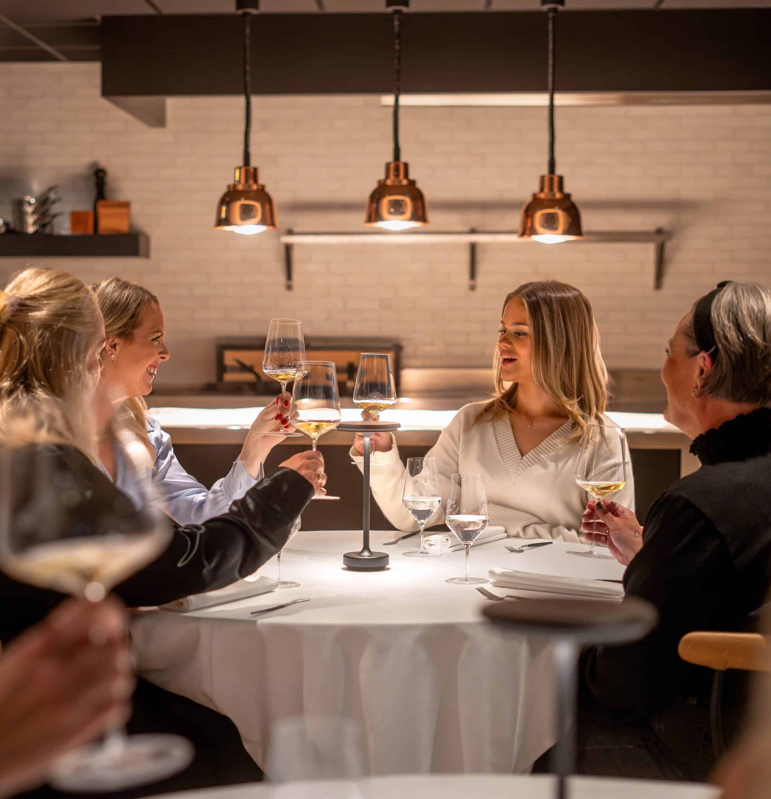 God stemning i vinkjeller